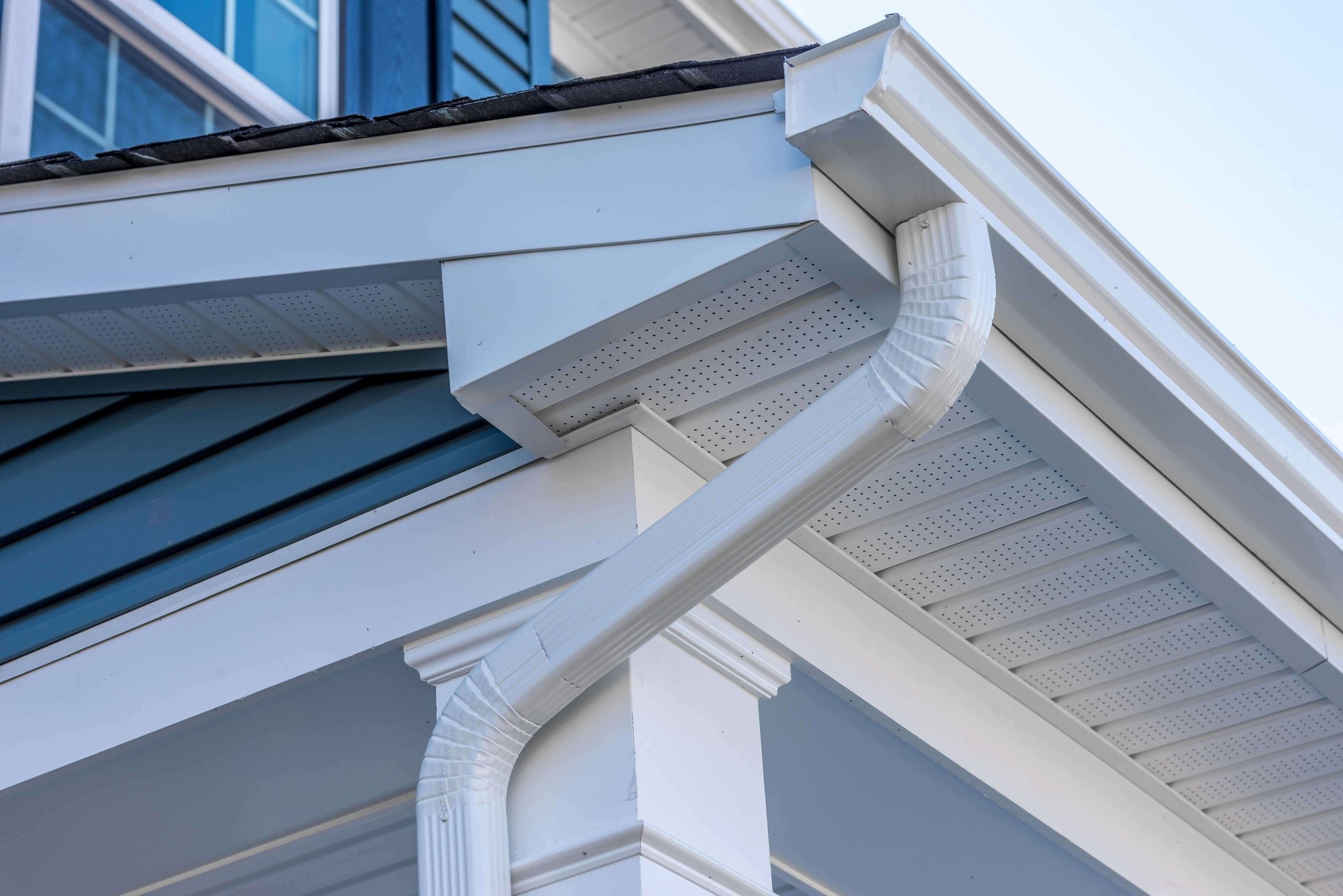 Cheap and durable vinyl gutters installation in Anderson