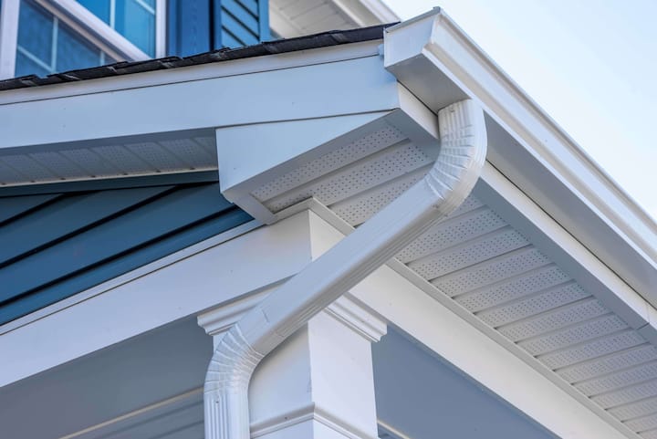 Cheap and durable vinyl gutters installation in Anderson